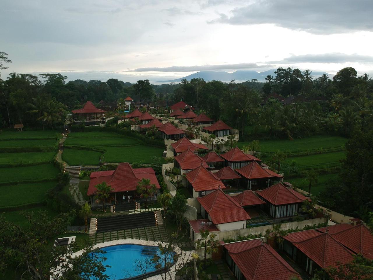 Vrindavan Ubud Villa Tegallalang  Exteriör bild
